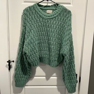 Target universal threads crewneck pullover sweater